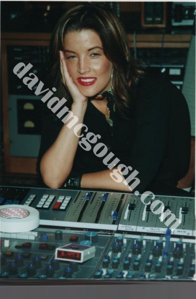 Lisa Marie Presley 1990, LA 2.jpg
